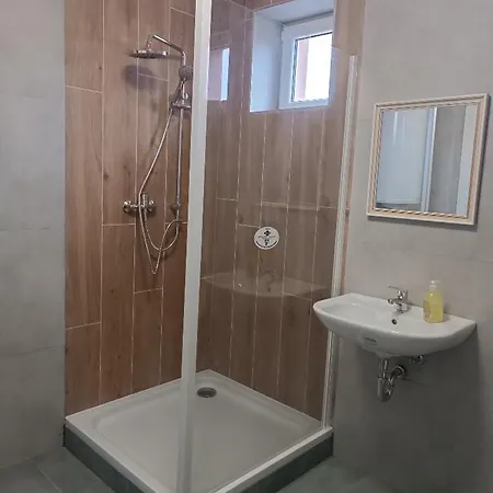 Martin Sarvaš 4 *