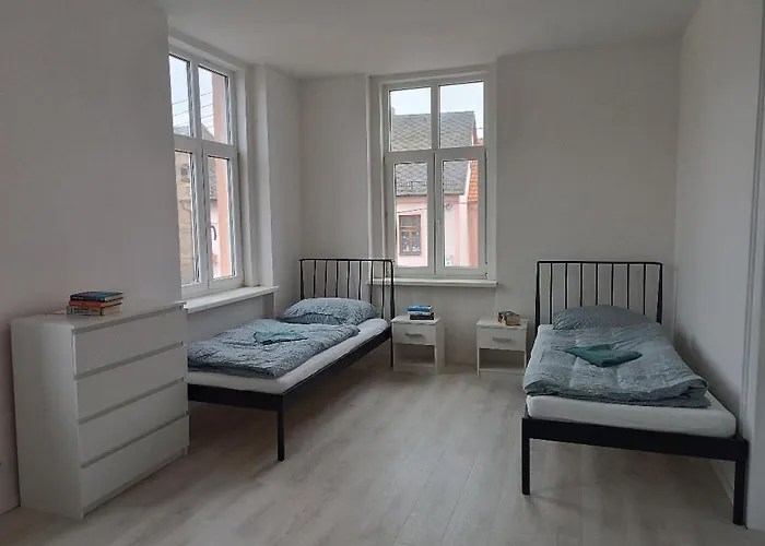 Martin Sarvaš 4 *